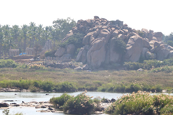 ruins of Hampi. Anegundi . Anjaneya Hill. Sri Durga Temple Anegundi. Chinthamani Temple at Anegundi . Sanapur Lake. coracle ride hampi. Hampi diaries. Hampi tourist places. Hampi itinerary